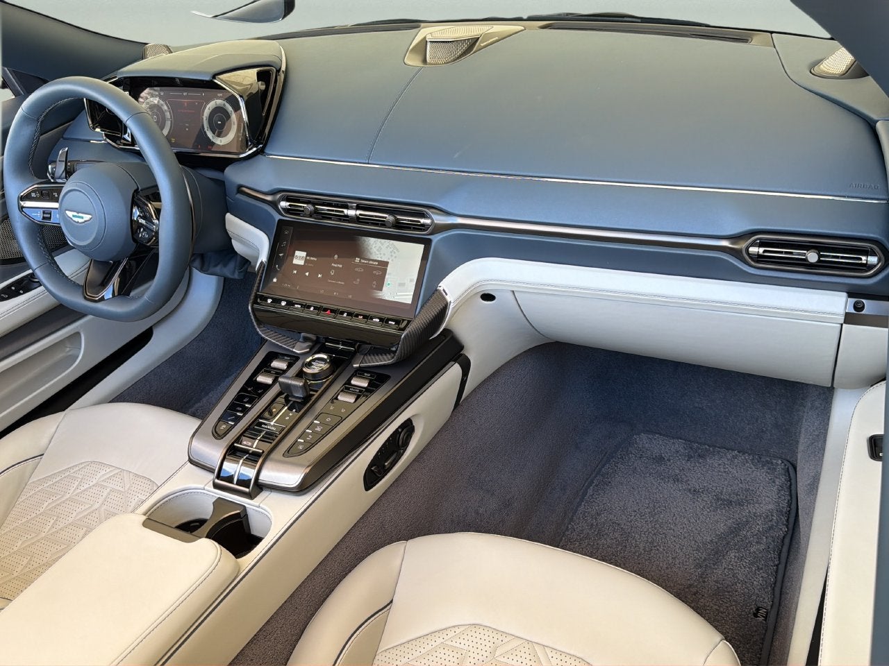 2027 Aston Martin Vanquish Base