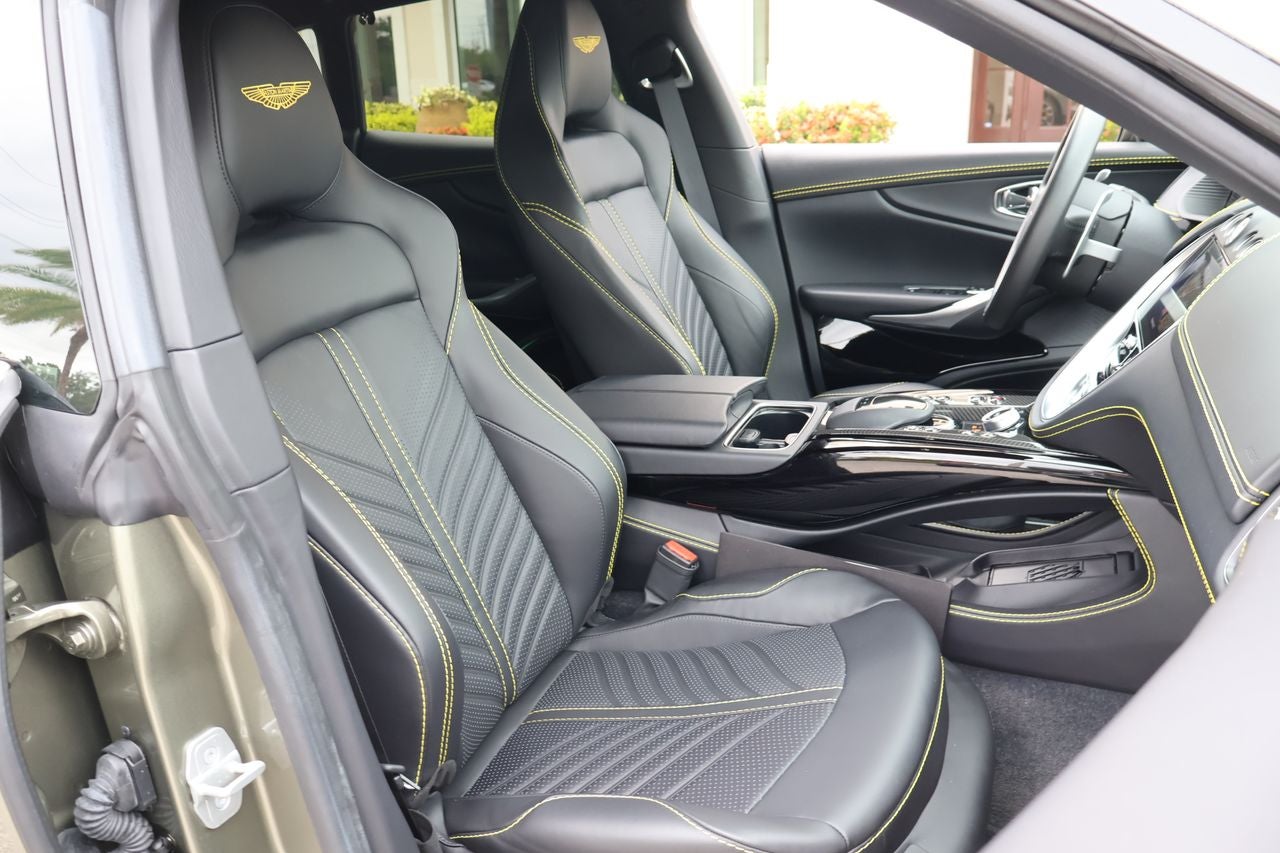2023 Aston Martin DBX 707