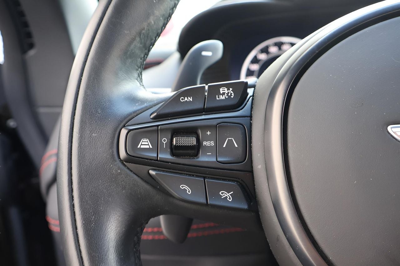 2024 Aston Martin DBX 707