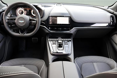 2025 Aston Martin DBX 707