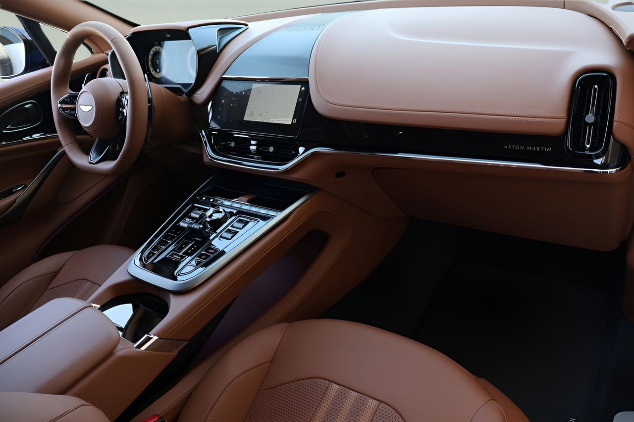 2026 Aston Martin DBX 707
