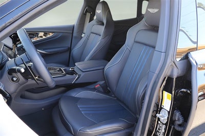 2025 Aston Martin DBX 707