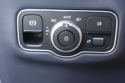 2025 Aston Martin DBX 707