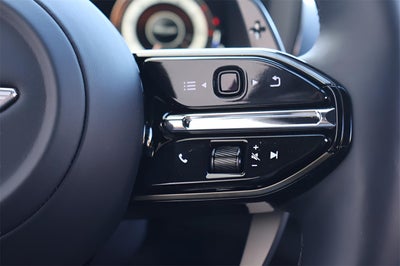 2025 Aston Martin DBX 707