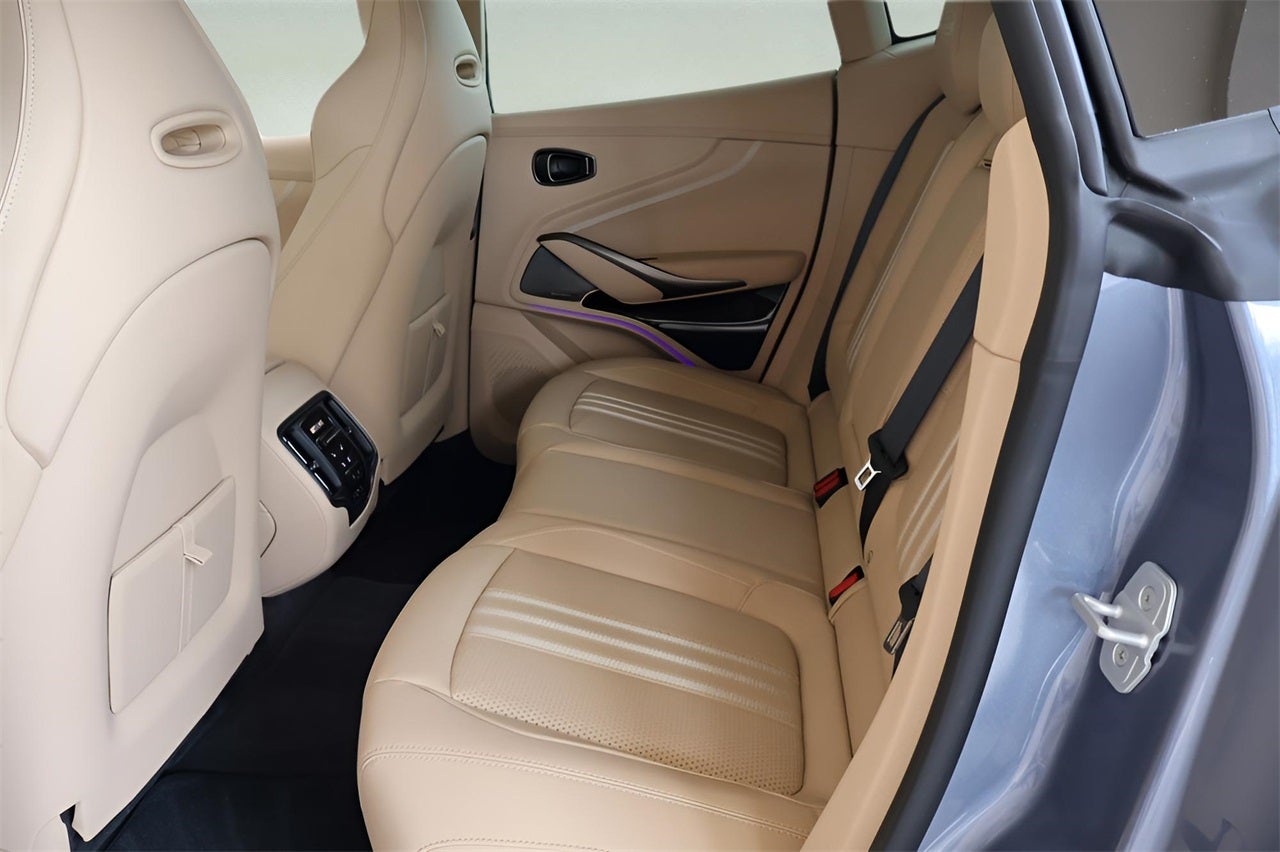 2026 Aston Martin DBX 707