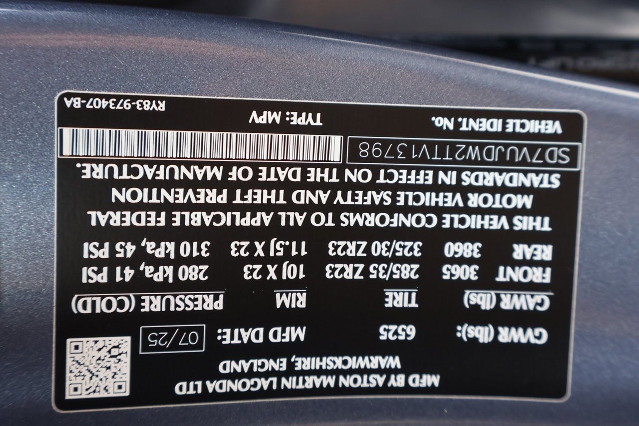 2026 Aston Martin DBX 707