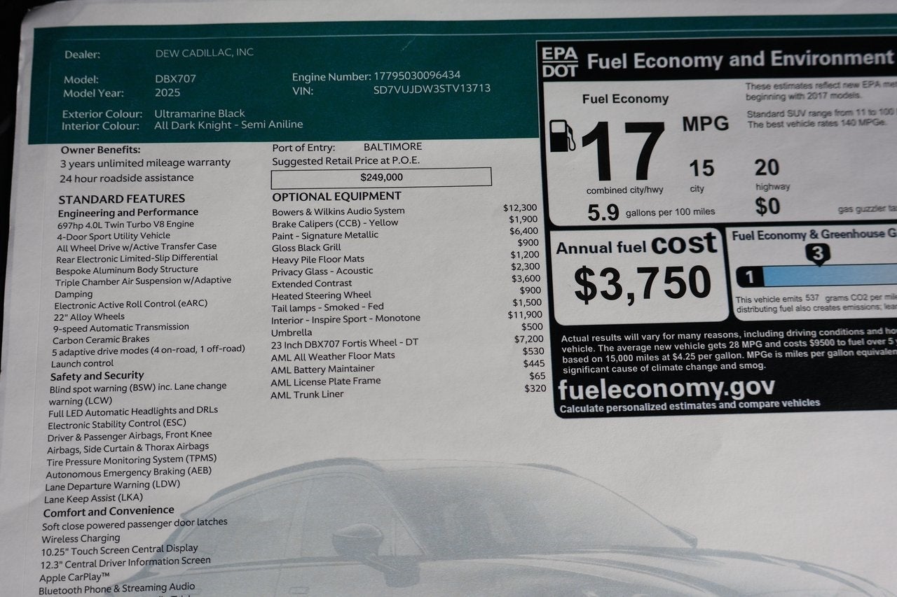 2025 Aston Martin DBX 707