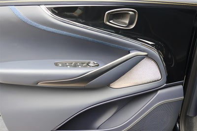 2025 Aston Martin DBX 707