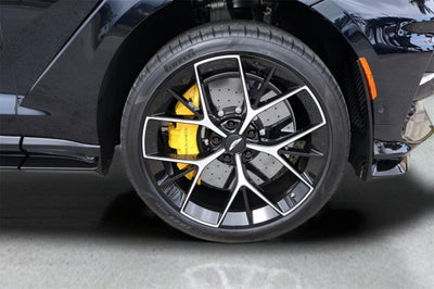 2025 Aston Martin DBX 707