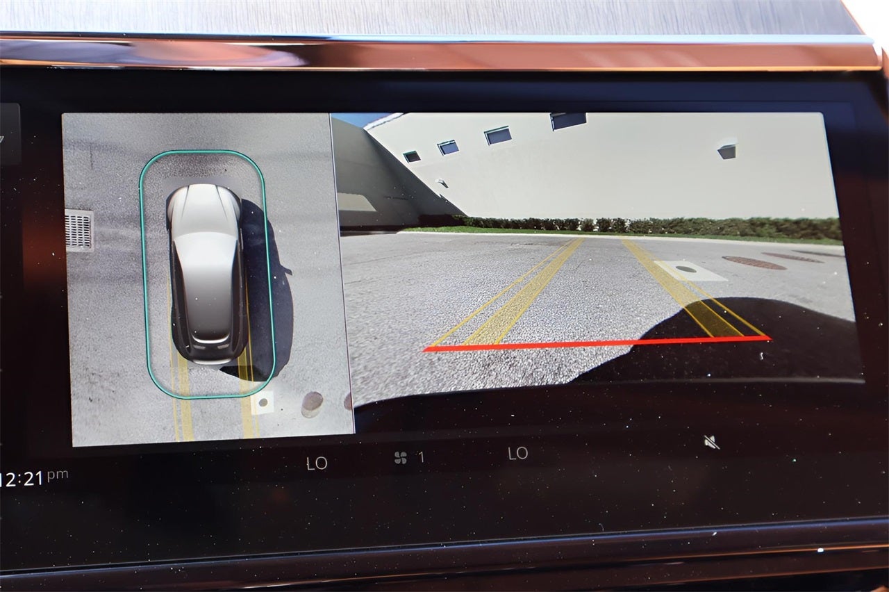 2026 Aston Martin DBX 707