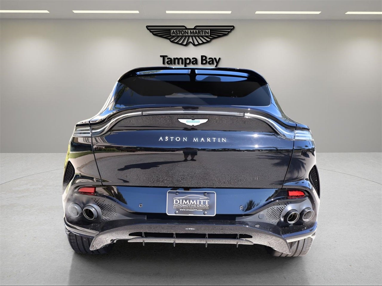 2026 Aston Martin DBX 707