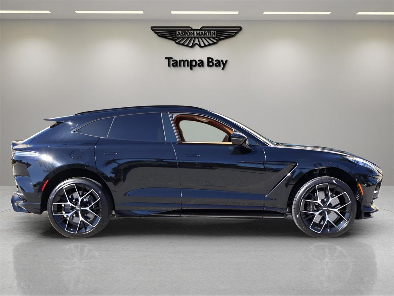 2026 Aston Martin DBX 707