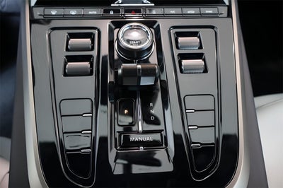 2025 Aston Martin DBX 707