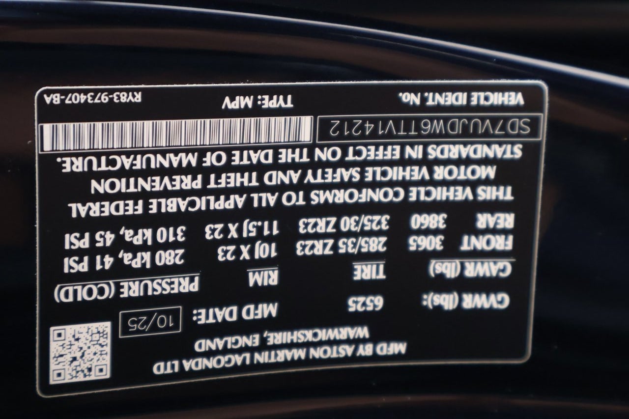 2026 Aston Martin DBX 707