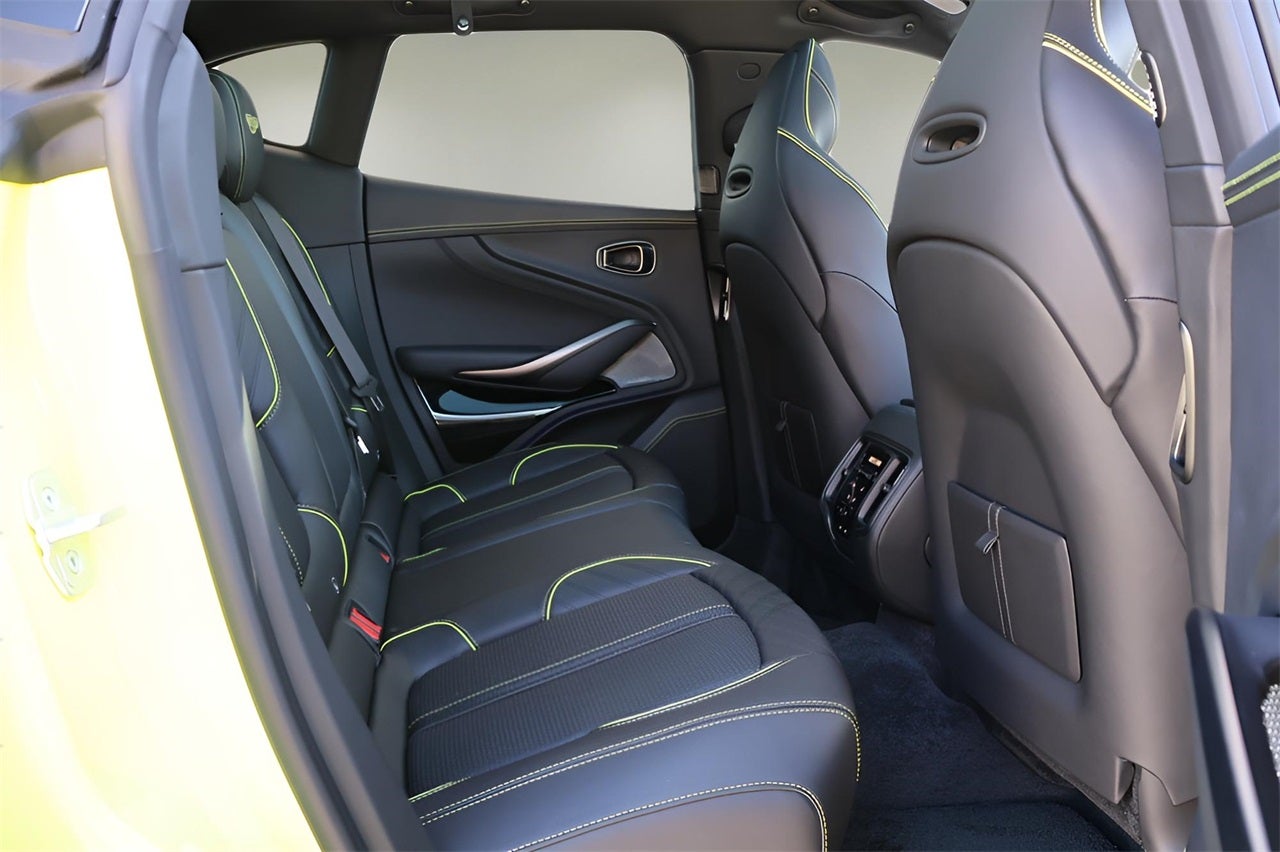 2025 Aston Martin DBX 707