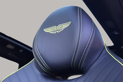 2025 Aston Martin DBX 707