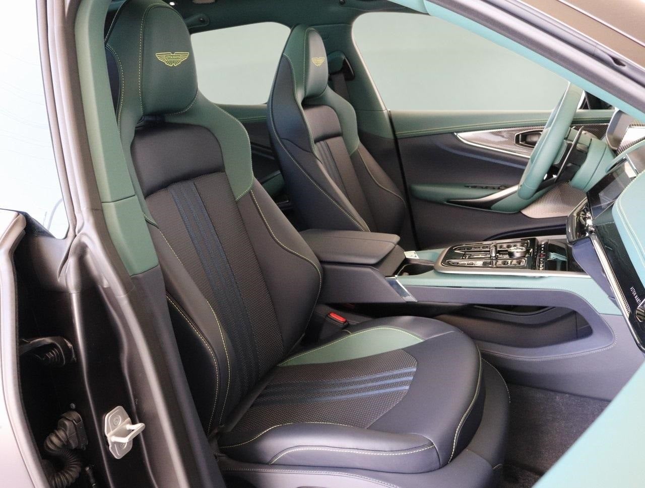 2025 Aston Martin DBX 707