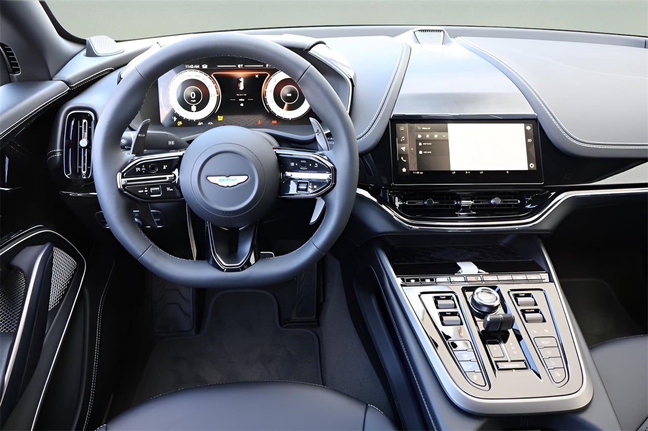 2026 Aston Martin DBX Base