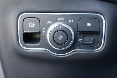 2026 Aston Martin DBX Base