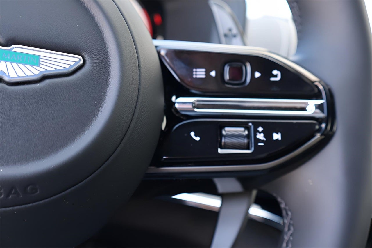 2026 Aston Martin DBX Base