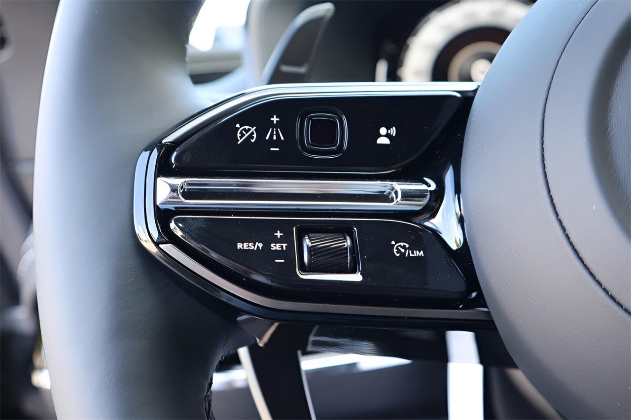 2026 Aston Martin DBX Base