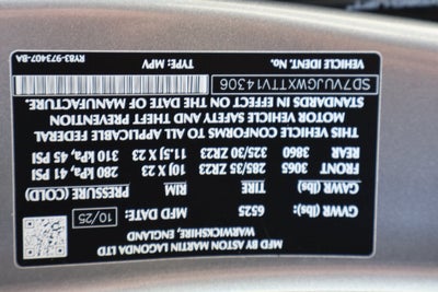 2026 Aston Martin DBX Base