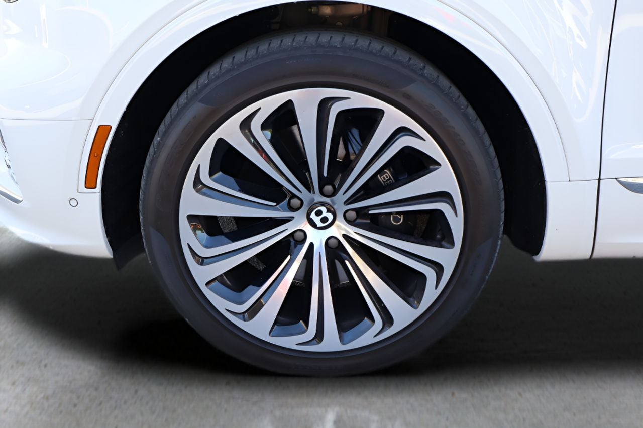 2021 Bentley Bentayga Hybrid Base