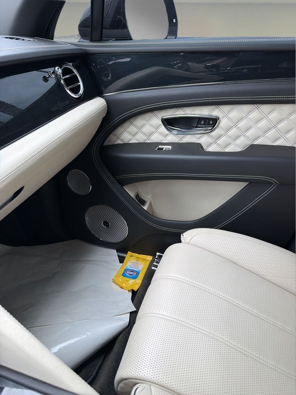 2021 Bentley Bentayga V8