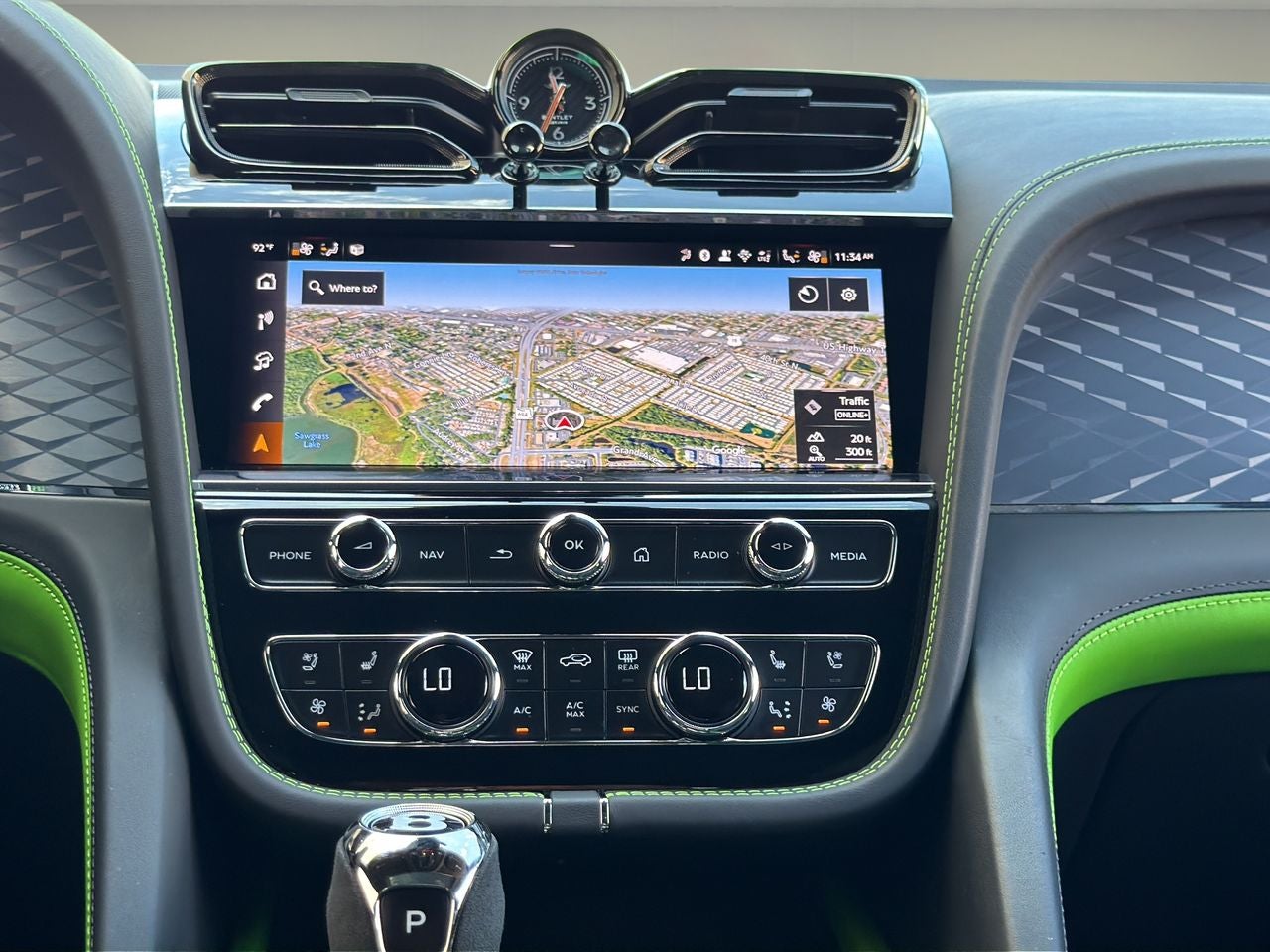 2025 Bentley Bentayga V8