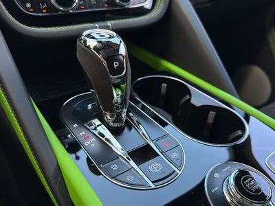 2025 Bentley Bentayga V8