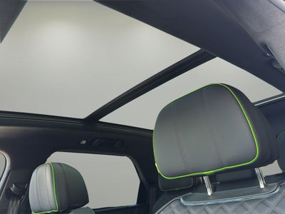 2025 Bentley Bentayga V8