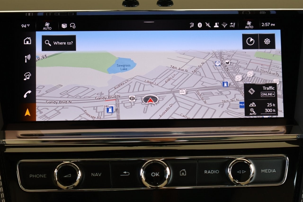 2025 Bentley Bentayga V8