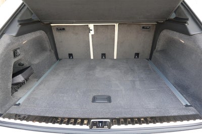 2025 Bentley Bentayga V8