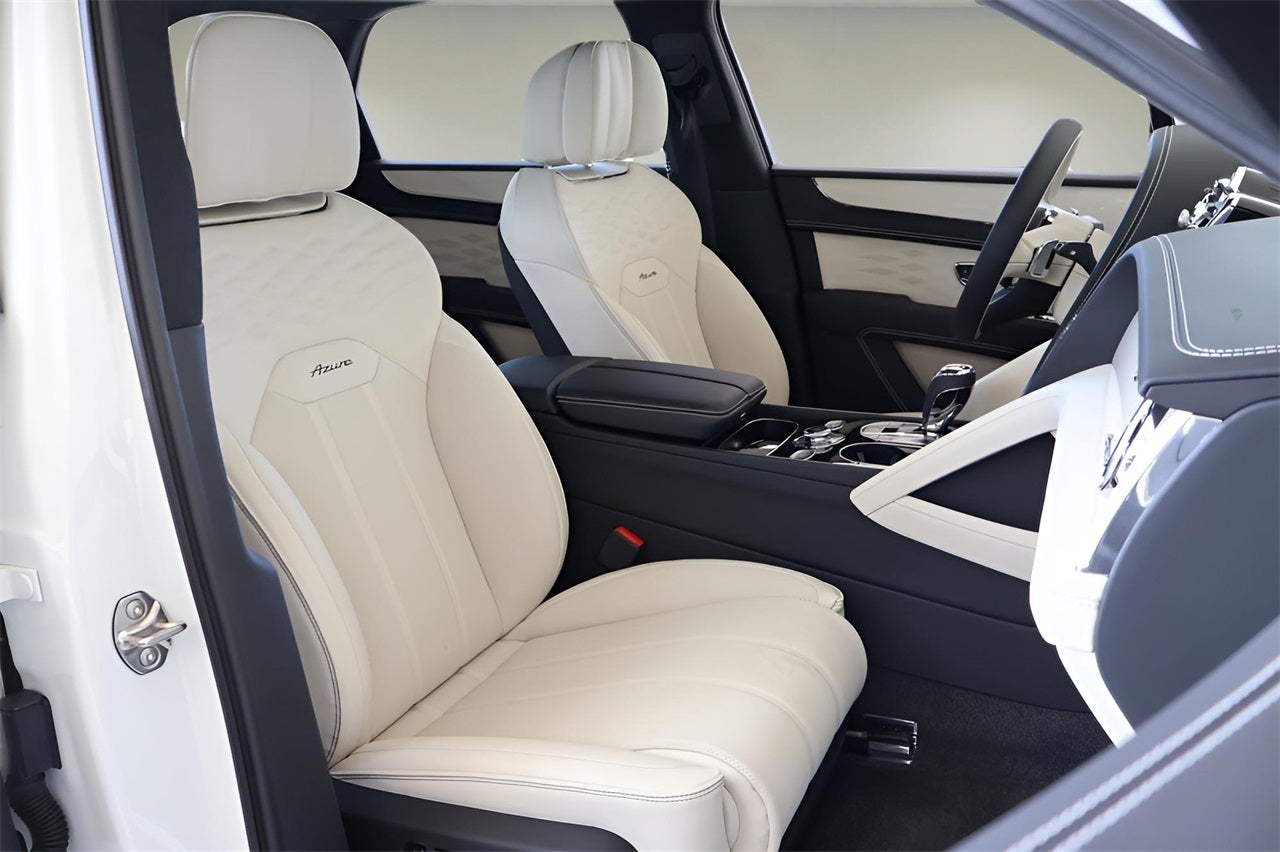 2025 Bentley Bentayga V8