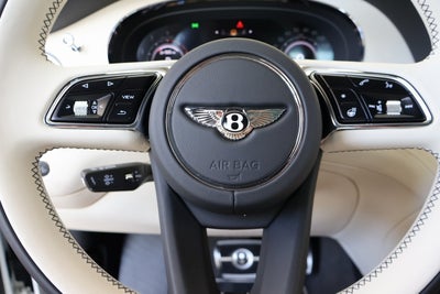 2025 Bentley Bentayga V8