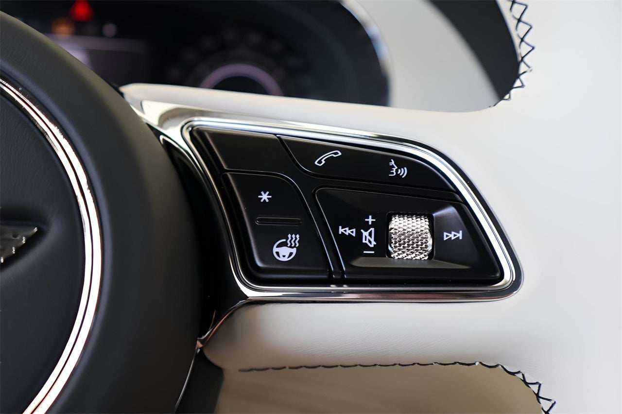 2025 Bentley Bentayga V8