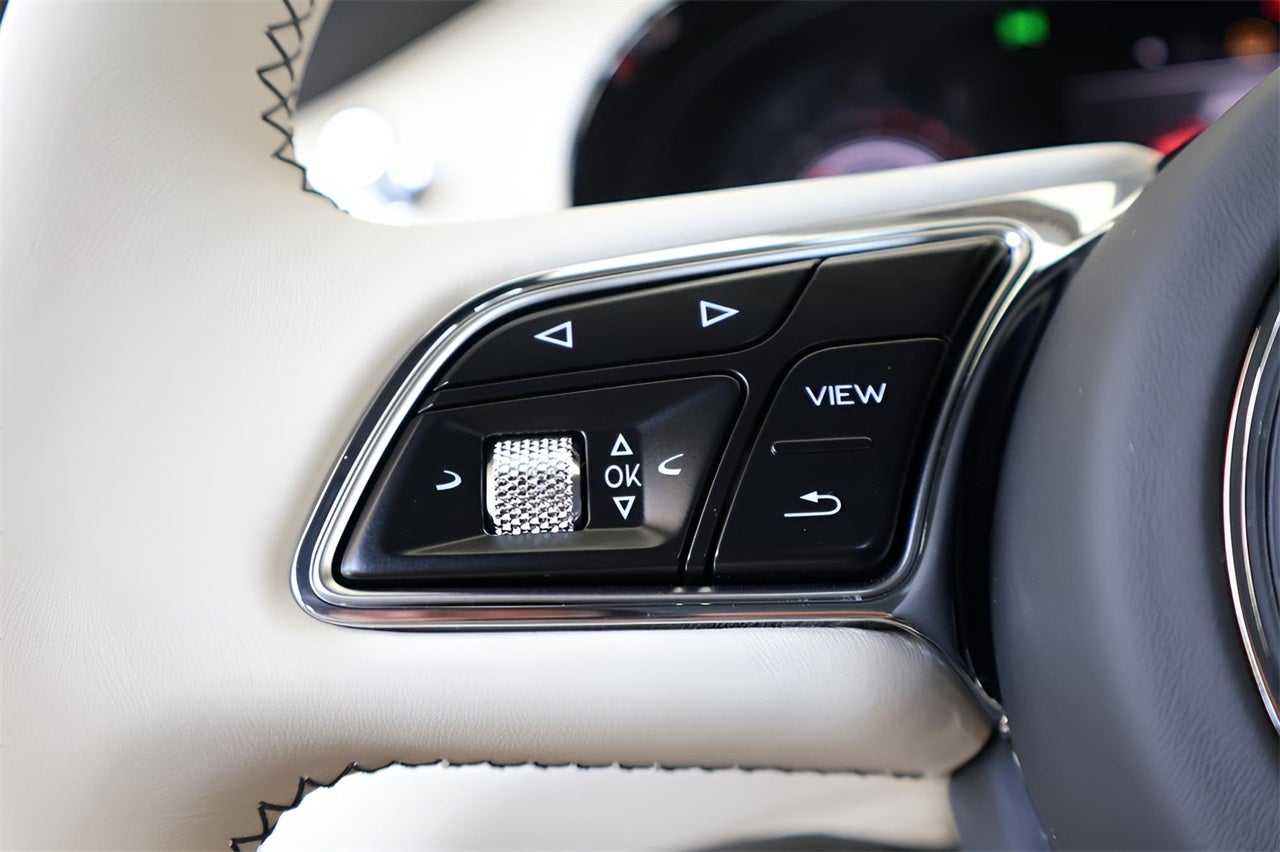 2025 Bentley Bentayga V8