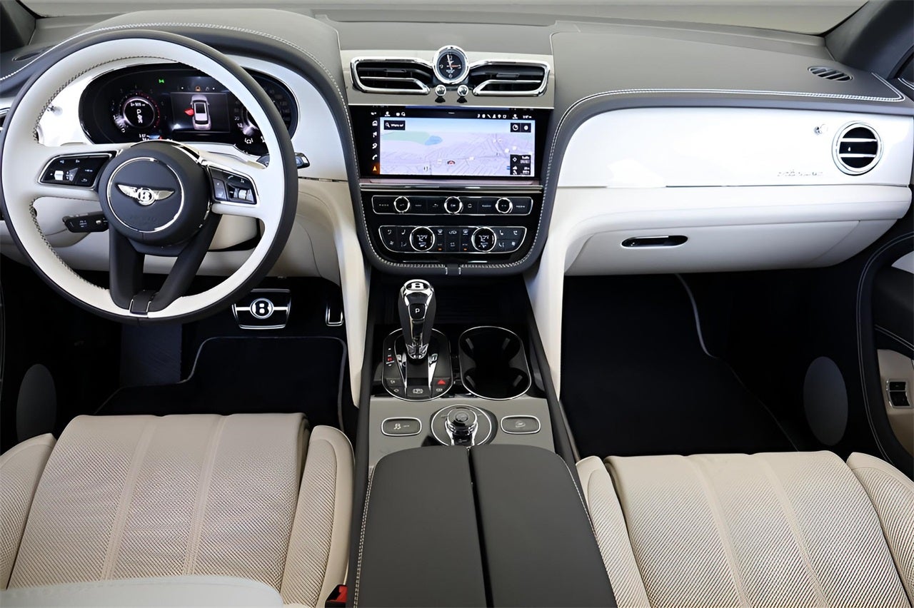 2025 Bentley Bentayga V8