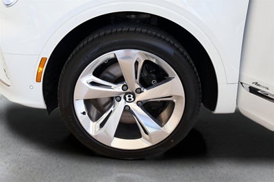 2025 Bentley Bentayga V8