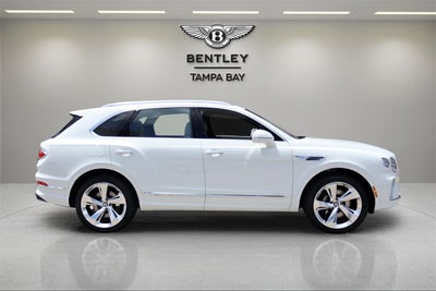 2025 Bentley Bentayga V8