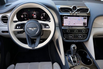 2025 Bentley Bentayga Azure V8