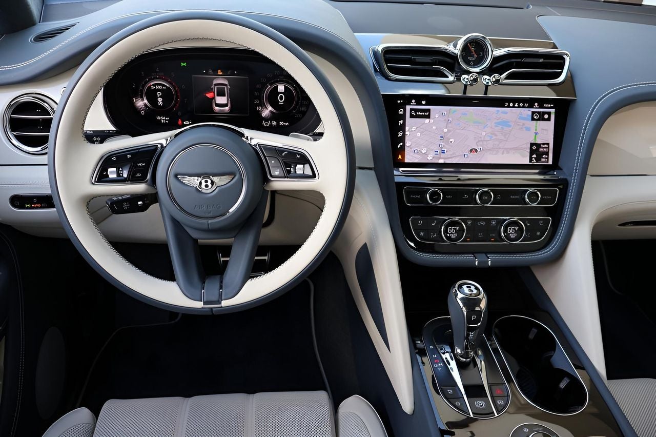 2025 Bentley Bentayga Azure V8