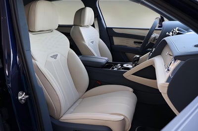 2025 Bentley Bentayga Azure V8
