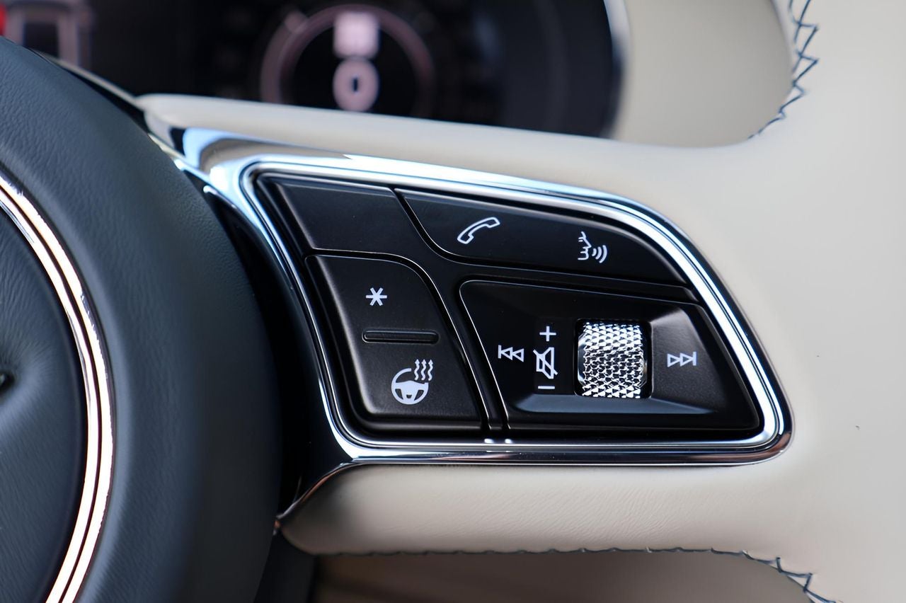 2025 Bentley Bentayga Azure V8