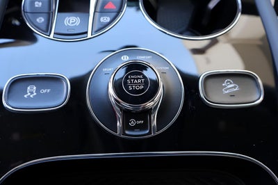 2025 Bentley Bentayga Azure V8