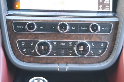 2025 Bentley Bentayga V8