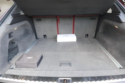 2025 Bentley Bentayga V8