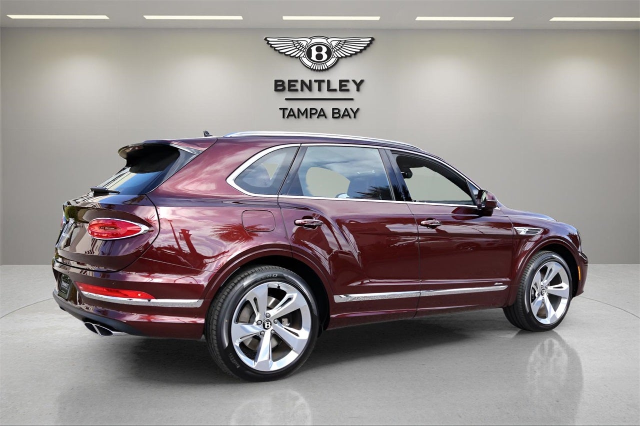 2025 Bentley Bentayga V8
