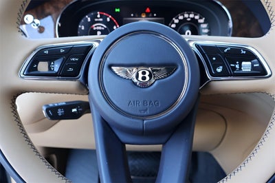 2025 Bentley Bentayga V8