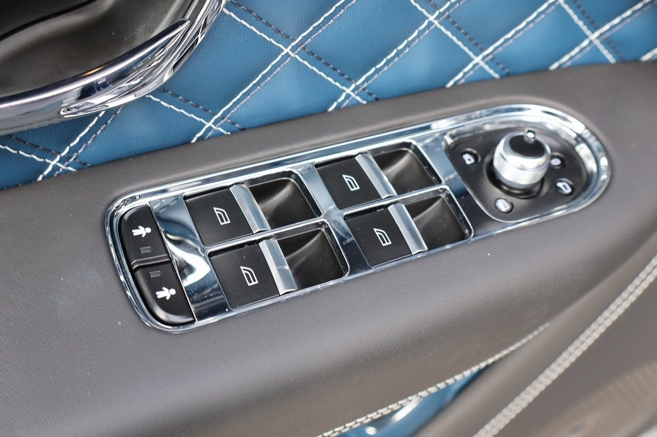 2023 Bentley Bentayga Base